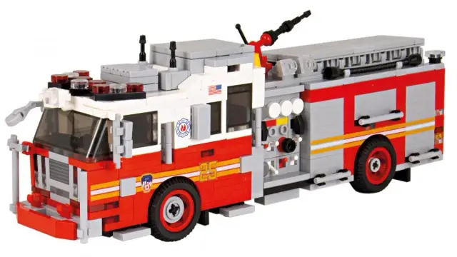 BlueBrixx® Seagrave Pumper Version 1 rot/weiß