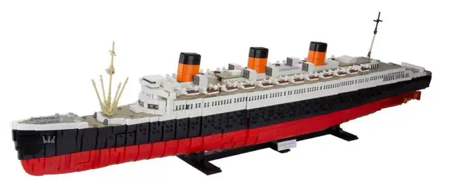 BlueBrixx® Queen Mary I