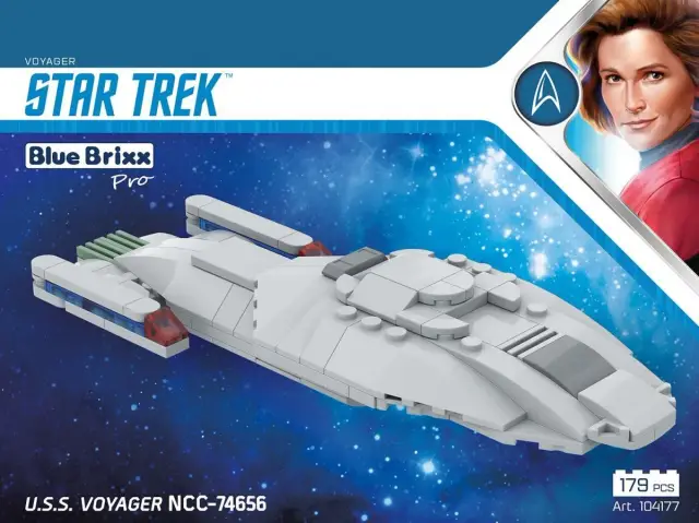 BlueBrixx® STAR TREK™ USS Voyager NCC-74656