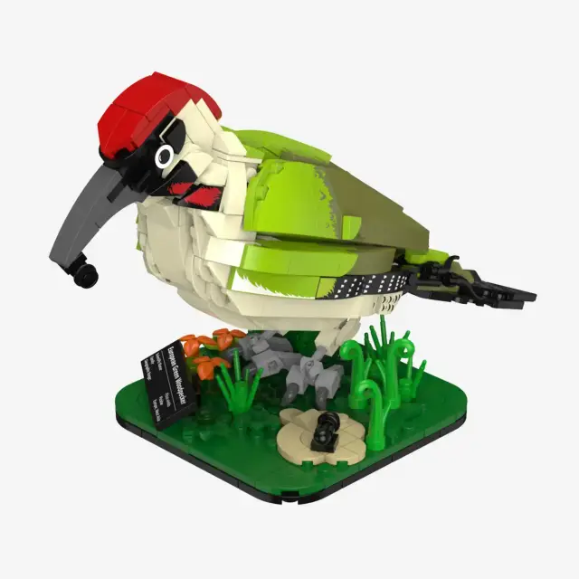 BlueBrixx® European green woodpecker