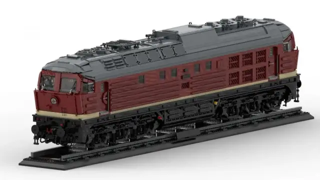 BlueBrixx® Display Locomotive BR130 Ludmilla