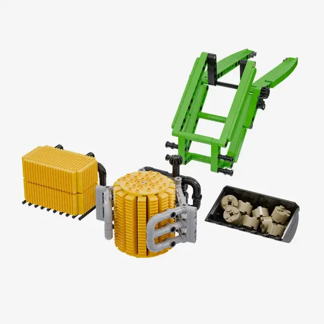BlueBrixx® Modern tractor - Front loader attachment with accessories