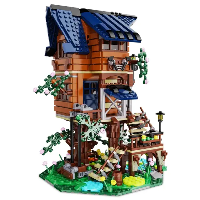 CaDA Seasons Tree House