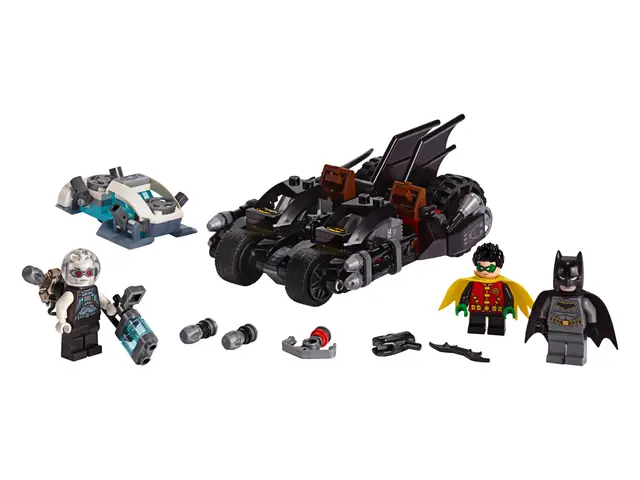 Lego® Batcycle-Duell mit Mr. Freeze™